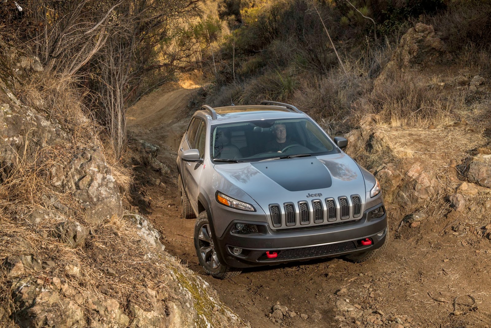[Jeep-Cherokee-6%255B2%255D.jpg]