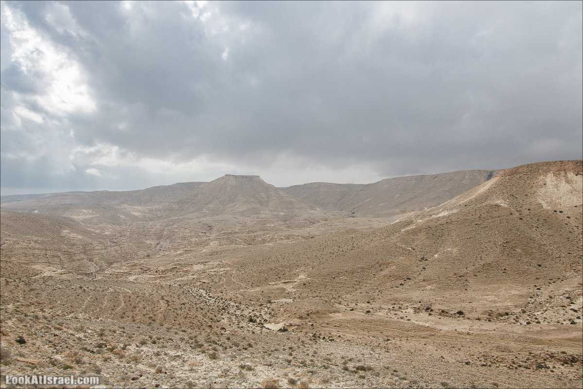 Лунные пейзажи пустыни Негев | Lunar landscapes of the Negev | LookAtIsrael.com - Фото путешествия по Израилю