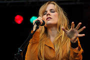Ilse DeLange