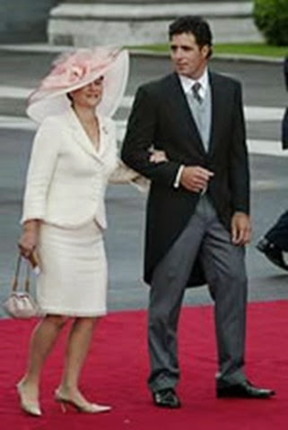Miguel Indurain junto a su esposa