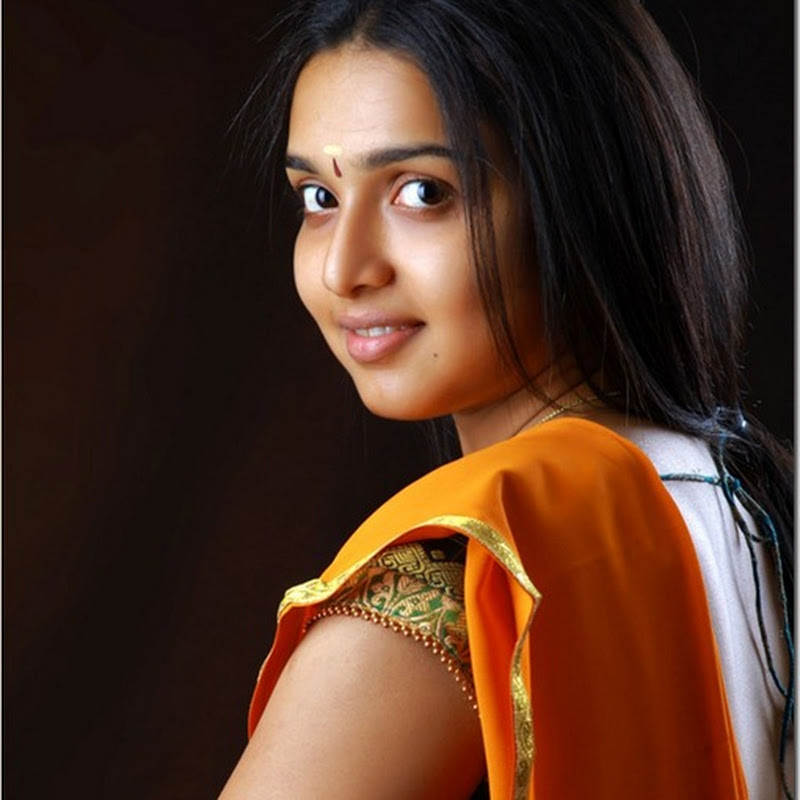 Actress Deepthi Nambiar Gorgeous Stills