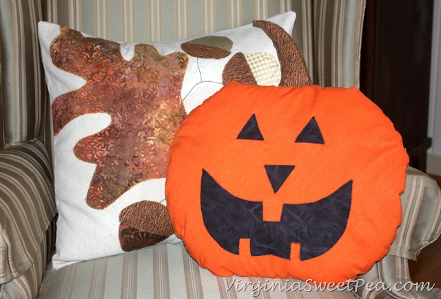 [Halloween%2520Pillow18%255B3%255D.jpg]