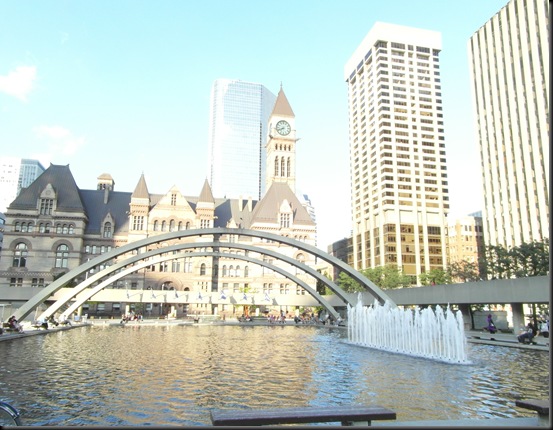 Toronto City Hall (9)
