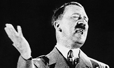 Adolf-Hitler-giving-a-spe-008
