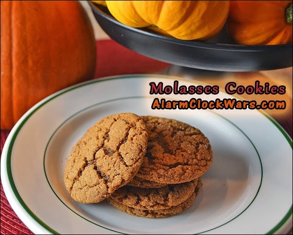 molasses cookies with pedestal