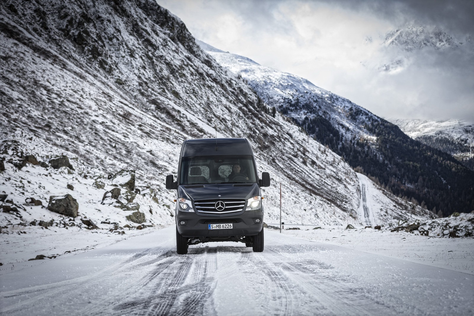 [Mercedes-Benz-Sprinter-4x4-73%255B2%255D.jpg]