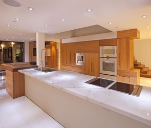 Diseño-de-cocina-de-lujo-emcimera-marmol Diseño-de-cocina-de-lujo-emcimera-marmol