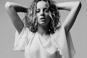 Bijou Phillips