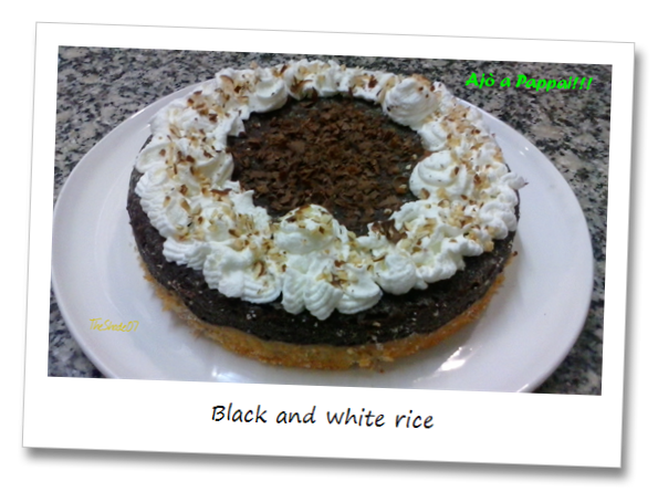 Fotografia della torta Black and white rice