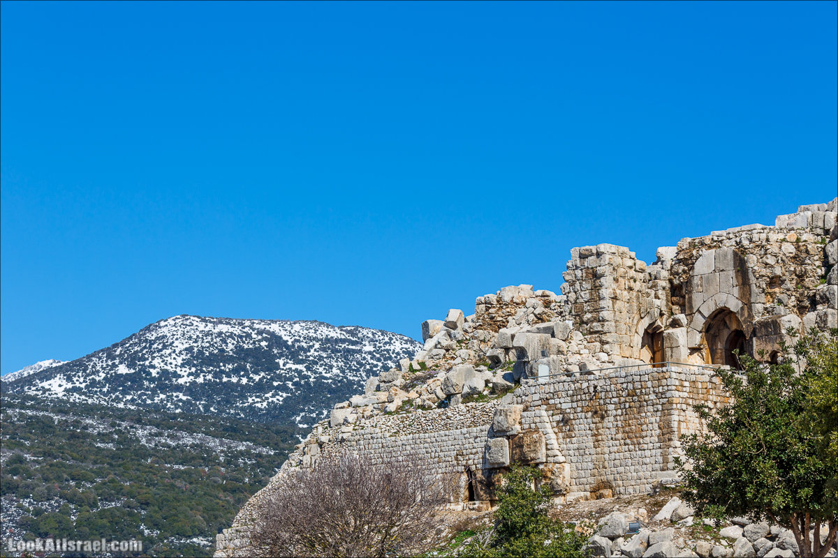 LookAtIsrael.com - Снег в крепости Нимрод, Израиль | Snow in Nimrod fortress, Israel | שלג במבצר נמרוד