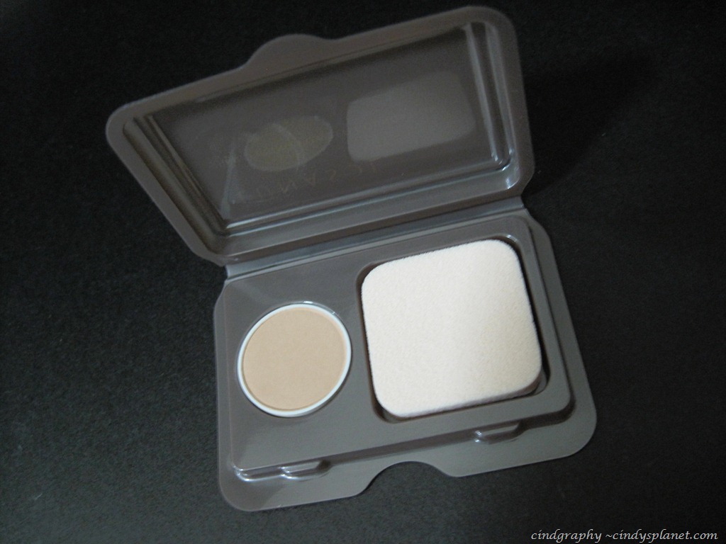 [Bag%2520of%2520Love%2520Lunasol%2520Foundation%2520Compact%255B4%255D.jpg.webp]