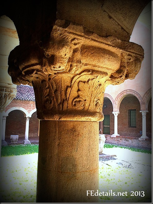 Dettagli: capitelli del centro - Details: capitals of the center, Ferrara,Italy, photo3