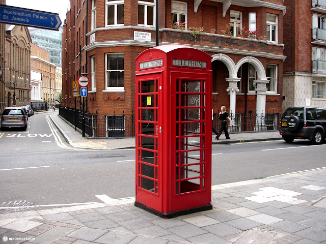 red telephone booth in london in London, United Kingdom 