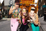 StooShe
