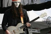 Buckethead