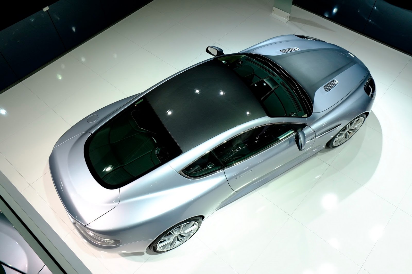 [Aston-Martin-2013-IAA-25%255B5%255D.jpg]