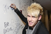 Colton Dixon