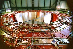 CERN Pt5 CMS Constn Hall - CMS barrel looking up