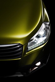 Suzuki-Compact-Crossover-2