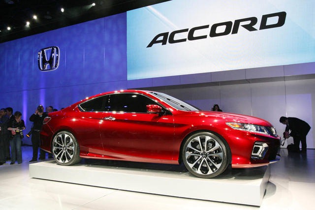 [2013-Honda-Accord-Concept-04%255B7%255D.jpg]