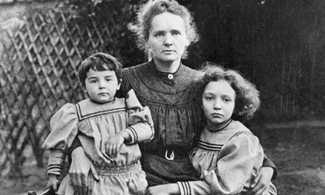 [Marie-Curie-with-her-daug-007%255B4%255D.jpg]