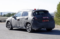 2015-Nissan-Almera-003