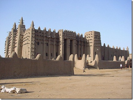 800px-Great_Mosque_of_Djenné_1