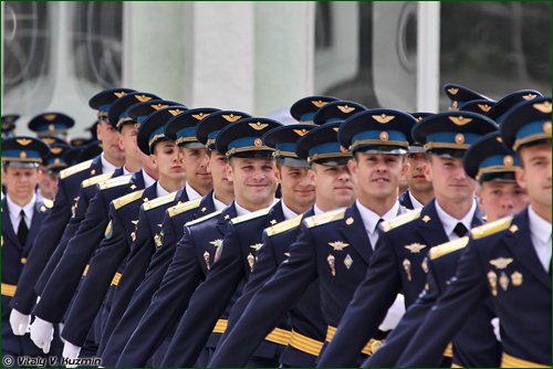 Фотографии 132-го выпуска РВВДКУ