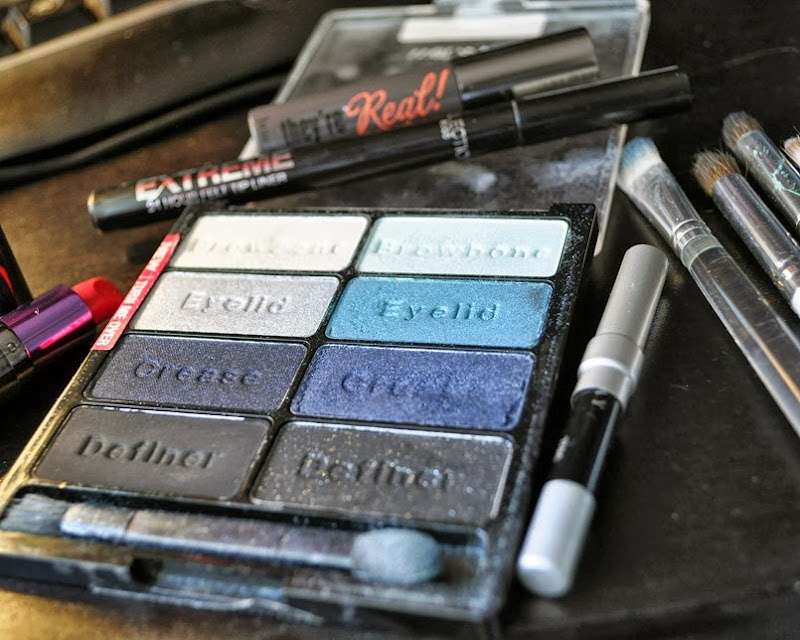 blue had me at hello wetnwild makeup look beauty 2