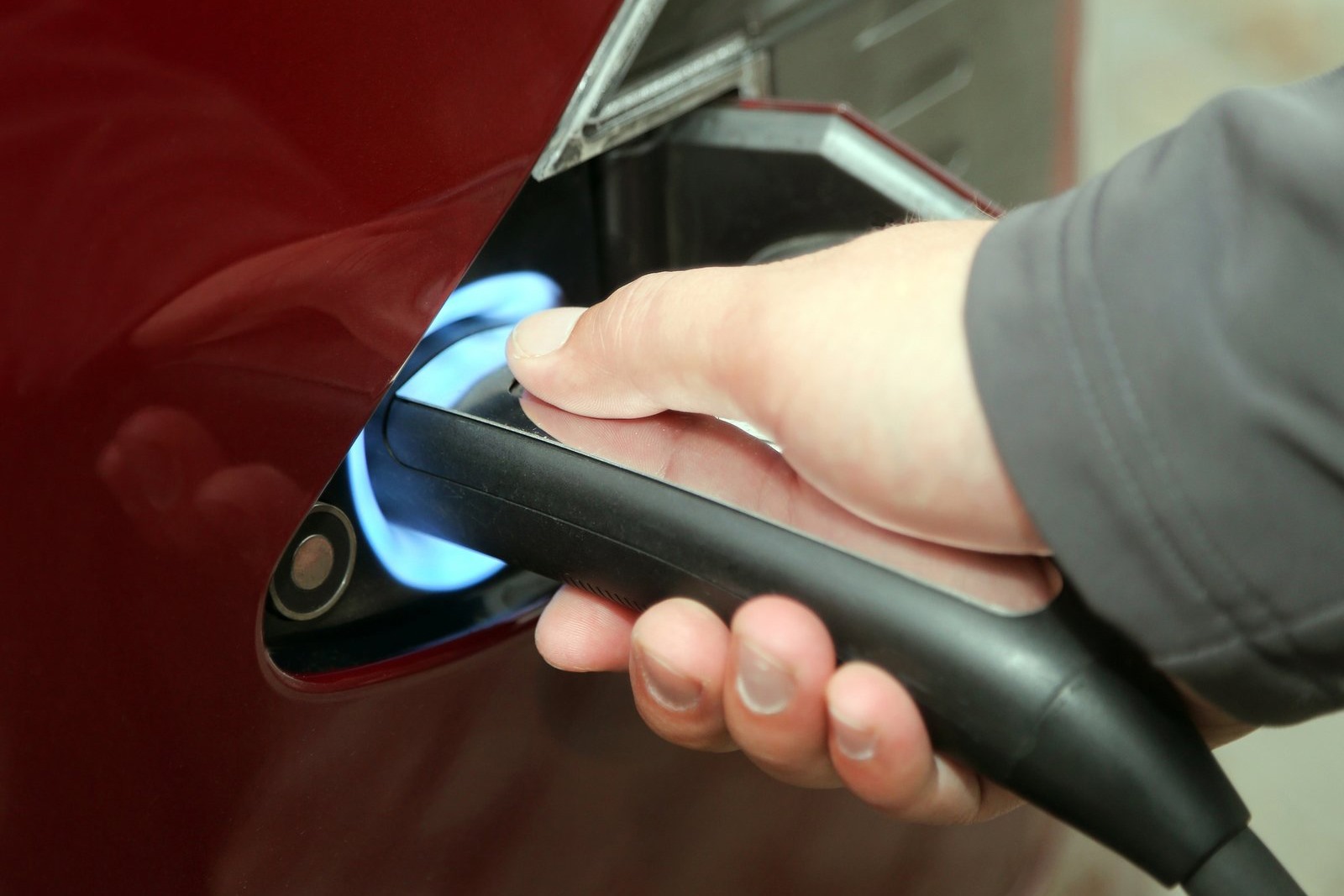 [Tesla-Model-S-2013-4%255B3%255D.jpg]