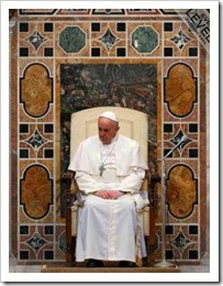 Papa Francisco no Trono
