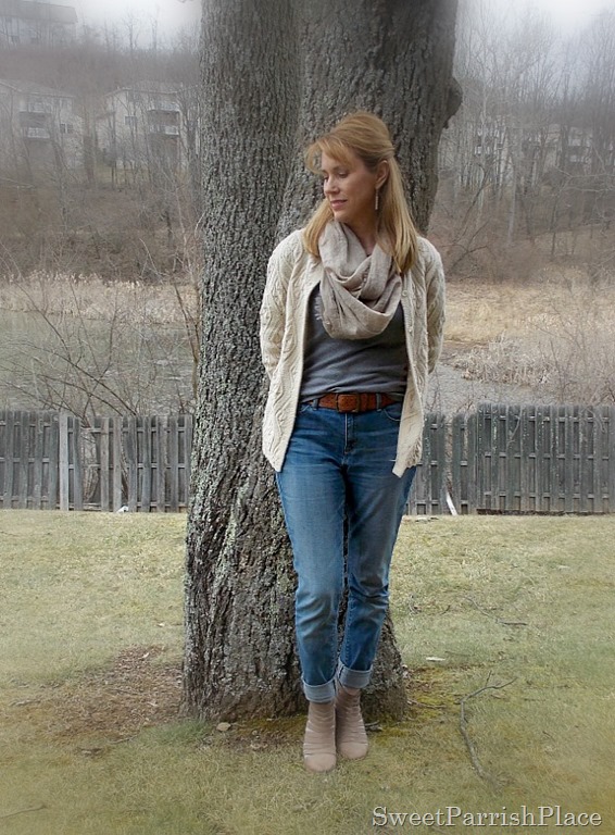 [boyfriend%2520jeans%252C%2520grey%2520T%2520shirt%252C%2520granny%2520sweater%252C%2520caged%2520booties1%255B7%255D.jpg]