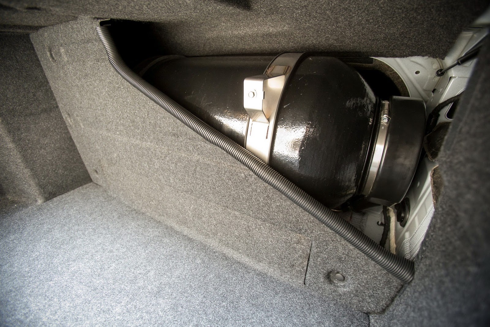 [2015-Chevrolet-Impala-CNG-7%255B2%255D.jpg]