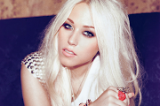 Amelia Lily