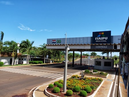 Cascada Iguazu: Intrarea in Itaipu