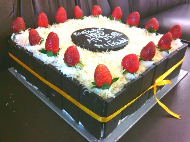 Blackforest model 10 - Spesialis Kue ulang tahun jogja