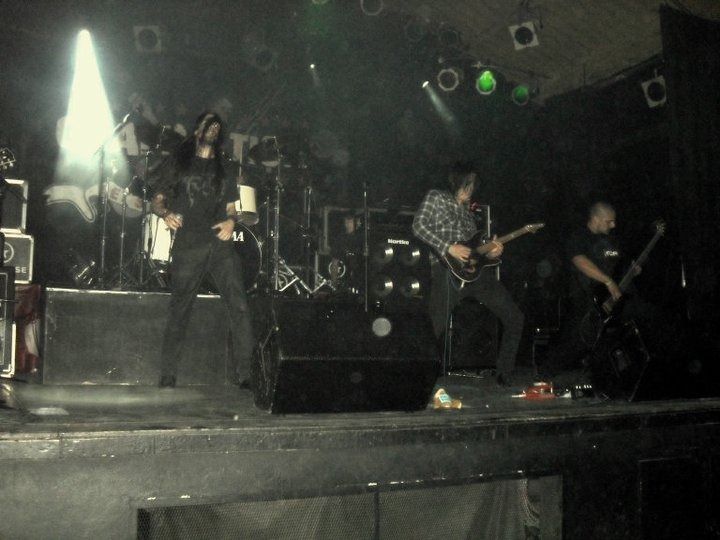 [67691_1673272154516_1318776343_1764172_7451193_n%255B2%255D.jpg]