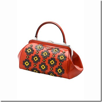 prada-2012-retro-handbag-1