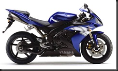 Yamaha R1 04  5