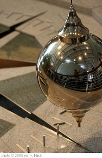 'foucault pendulum' photo (c) 2009, jenly - license: http://creativecommons.org/licenses/by-sa/2.0/