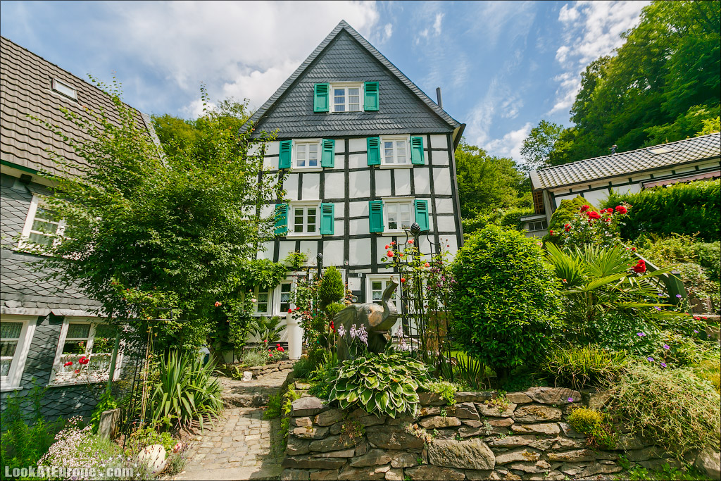 LookAtEurope.com | Европейские фото путешествия. Германия, Замок Шлоссбург ан дер Вуппер | Germany, Schlossburg an der Wupper