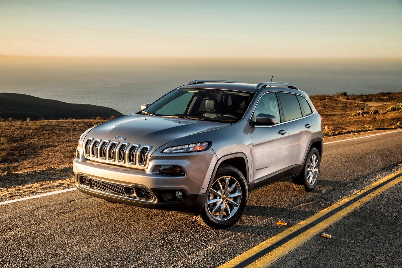 [Jeep-Cherokee-4%255B2%255D.jpg]