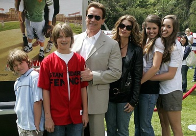 Maria Shiver & Arnold Schwarzenegger With Their Childrens