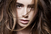 Lily Collins