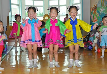 nampo-kindergarten-dance-1