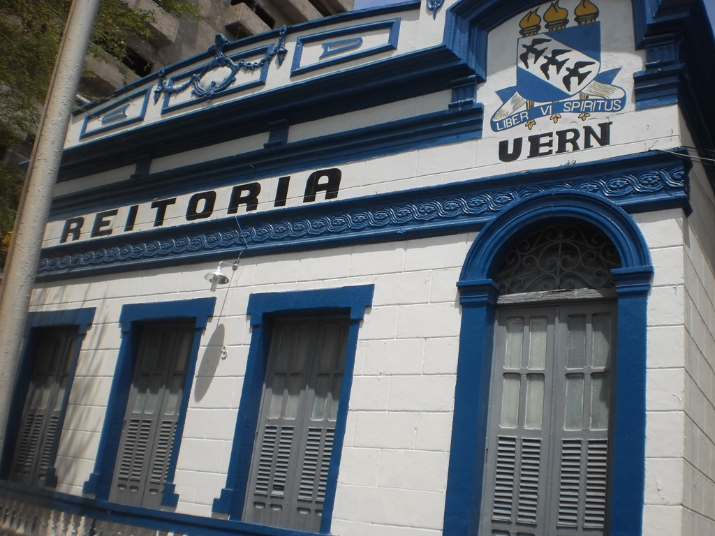 [Reitoria_da_UERN_-_Mossor%25C3%25B3%252C_RN%255B4%255D.jpg]