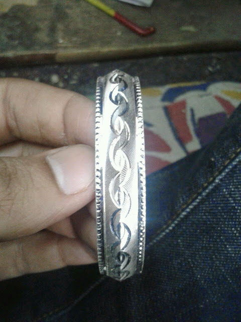 Silver Bangles Very Art Full Design