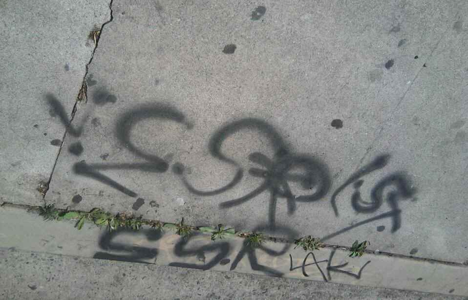 sureno 13 gangs graffiti: easy riders13