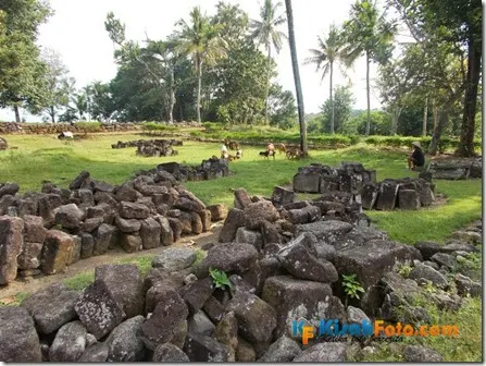 Menjelajah Candi Ratu Boko_07