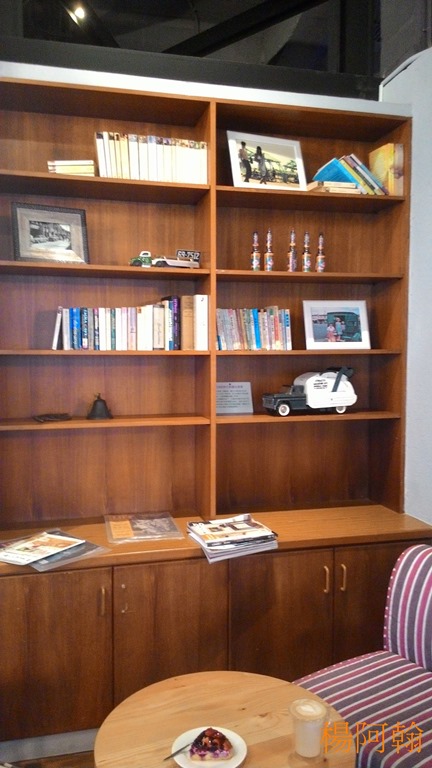 [1120-005---14.jpg]